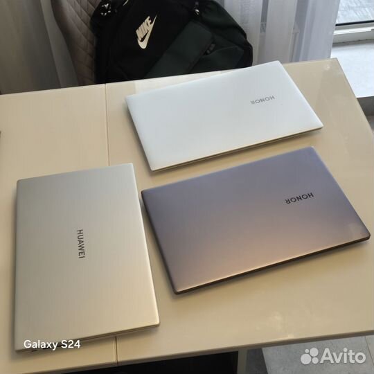 Honor magicbook x15 15.6/Ryzen 7/512gb /16gb ram