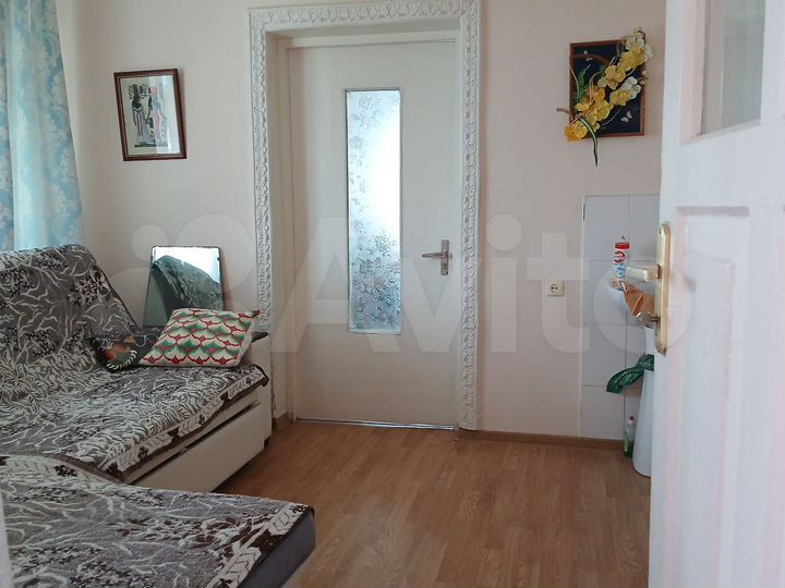 Комната 15 м² в 2-к., 2/2 эт.