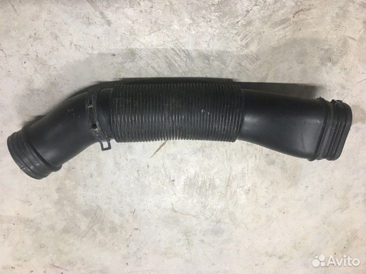 Патрубок воздухозаборника Skoda Fabia MK2 CGG 1.4
