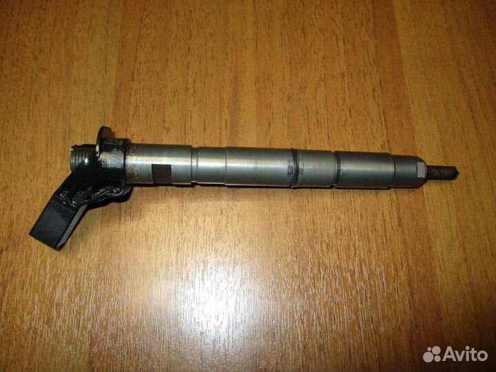 Форсунка дизельная Audi Q7 (4L)