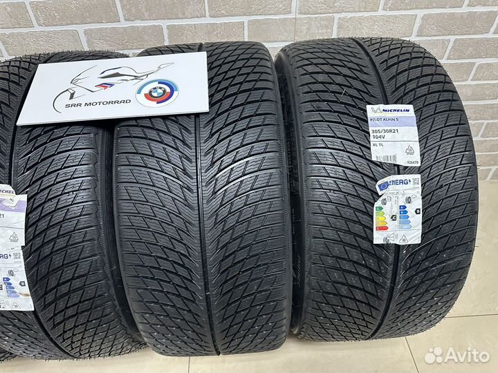 Michelin Alpin 5 265/35 R21 и 305/30 R21 107V