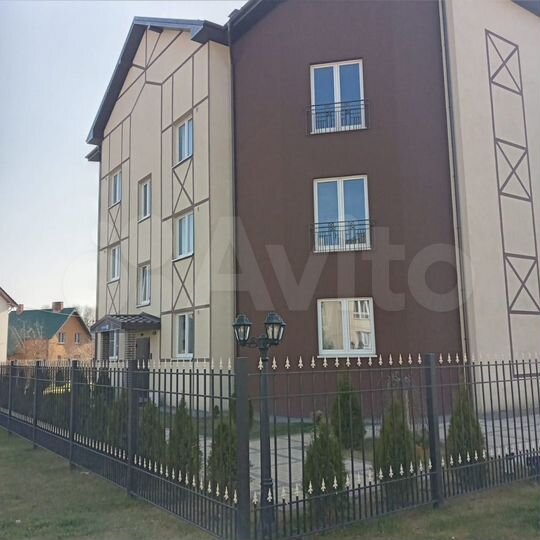 2-к. квартира, 62 м², 1/3 эт.