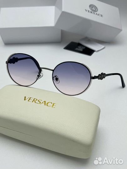 Солнцезащитные очки женские versace