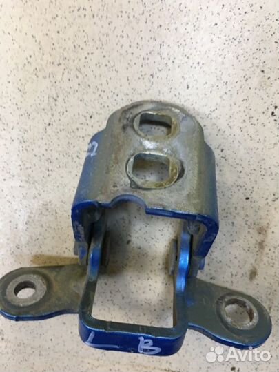 Петля двери передняя левая Dodge Caliber EBA 2008