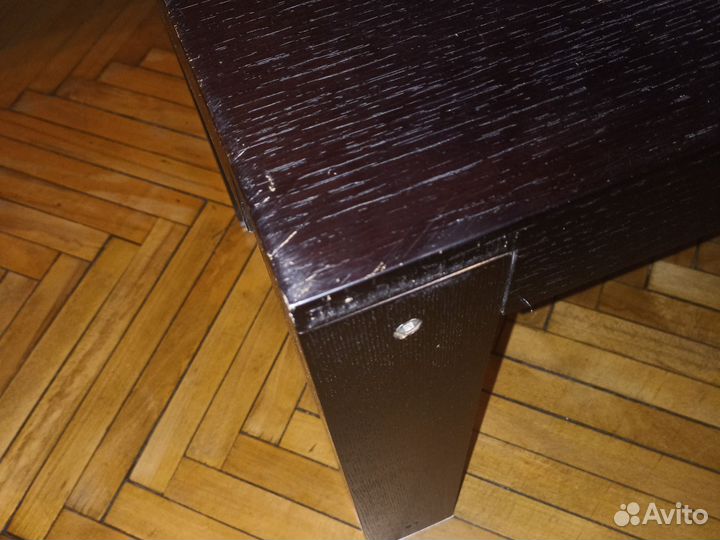 Журнальный столик