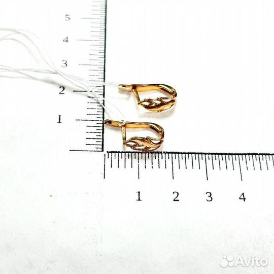 Золотые серьги