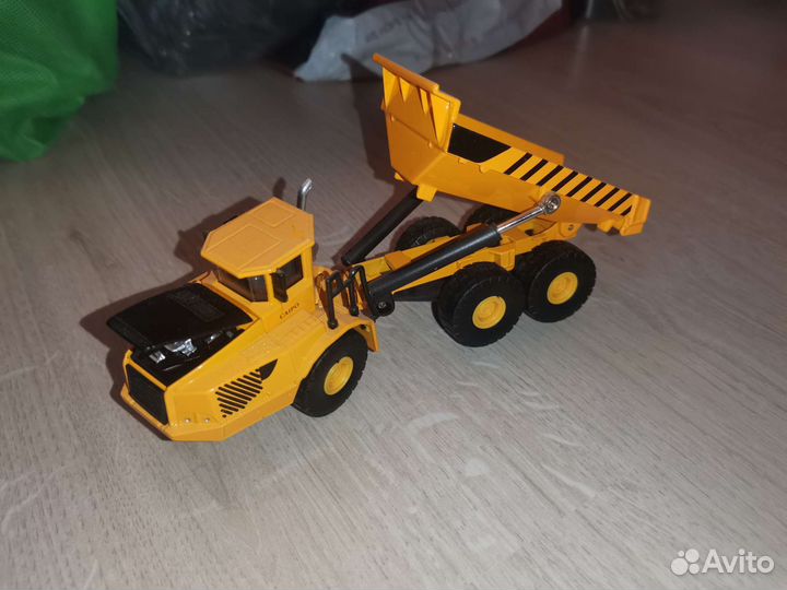 Коллекционная модель производитель Msz