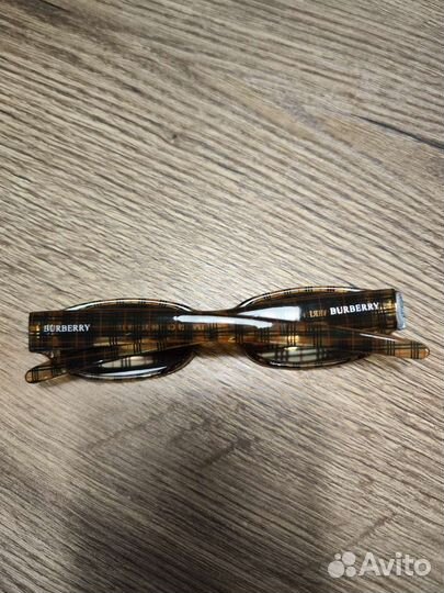 Солнцезащитные очки женские