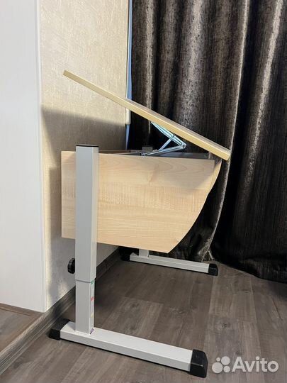 Детская парта со стулом