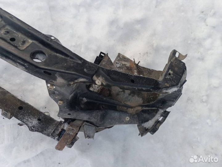 Панель (телевизор) передний Opel Omega B X 25 XE