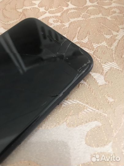 iPhone 7, 32 ГБ