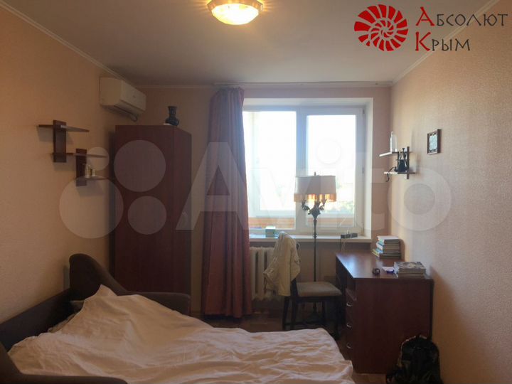 3-к. квартира, 72 м², 3/6 эт.