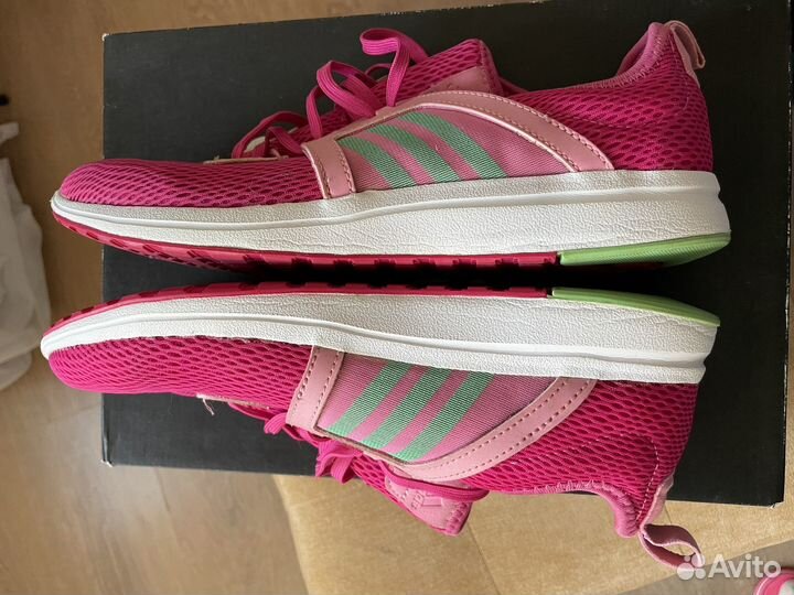 Кроссовки женские adidas supercloud