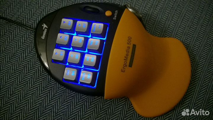 Продам манипулятор Ergomedia 500