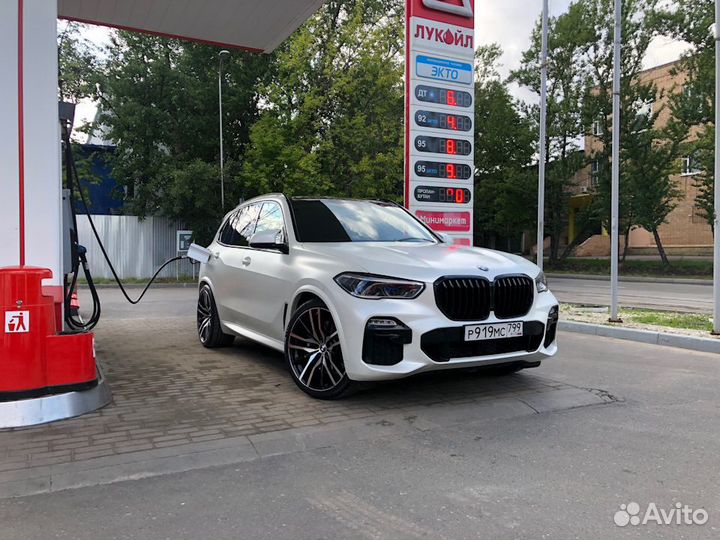 Накладки на зеркала BMW G05 G06 G07 M Performance