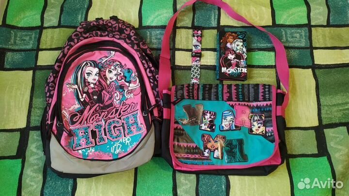 Monster High Рюкзак, 2 сумки, блокнот, часы