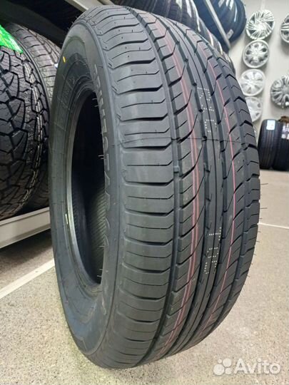 Sonix Primestar 66 215/60 R16 99H