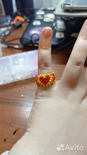 Украшения ручной работы из бисера