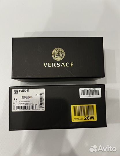 Солнцезащитные очки Versace