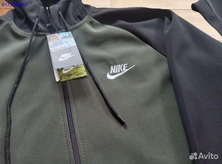 Спортивные костюмы Nike