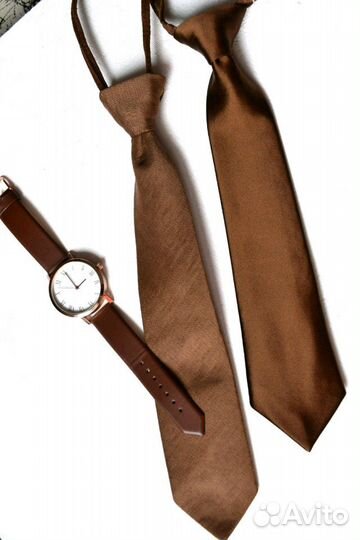 Бабочка и галстук/бабочка на шею