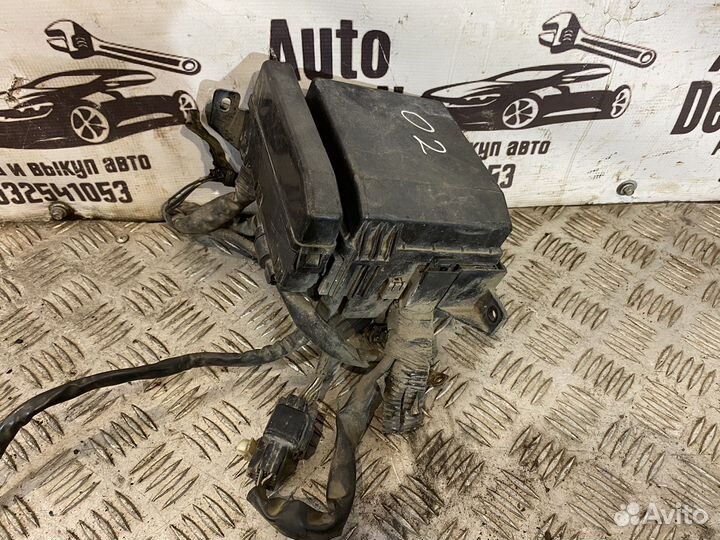 Блок предохранителей подкапотный lancer 9