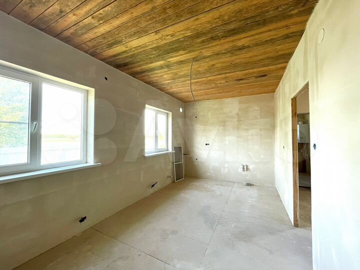 Дом 112,7 м² на участке 6 сот.