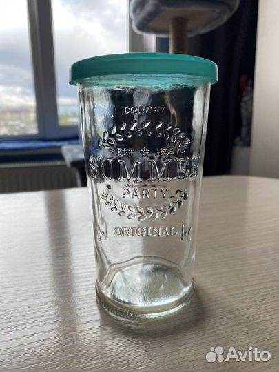 Стакан с крышкой для трубочки посуда