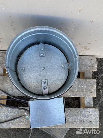 Клапан противопожарный с электроприводом 200 б/у