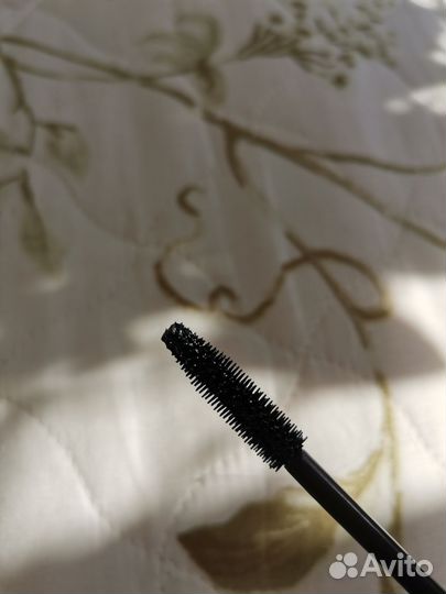 Тушь для ресниц черная