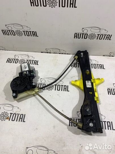 Стеклоподъемник задний правый Volkswagen Polo