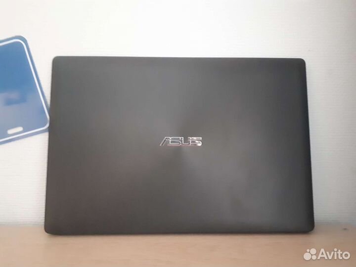 Ноутбук asus X553m