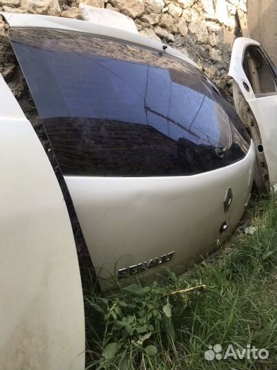 Разбор renault sandero 1 manas