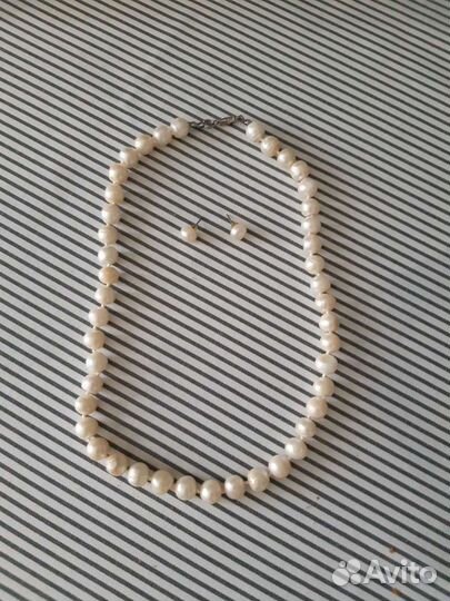 Бусы и серьги из речного жемчуга