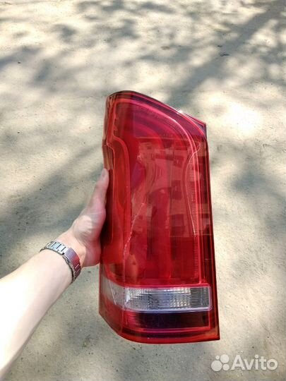 Фонарь задний левый Mercedes V-klasse Vito/Viano