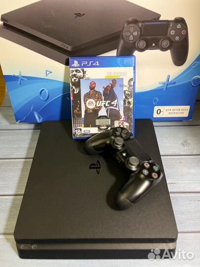 Sony Playstation 4 slim + UFC 4