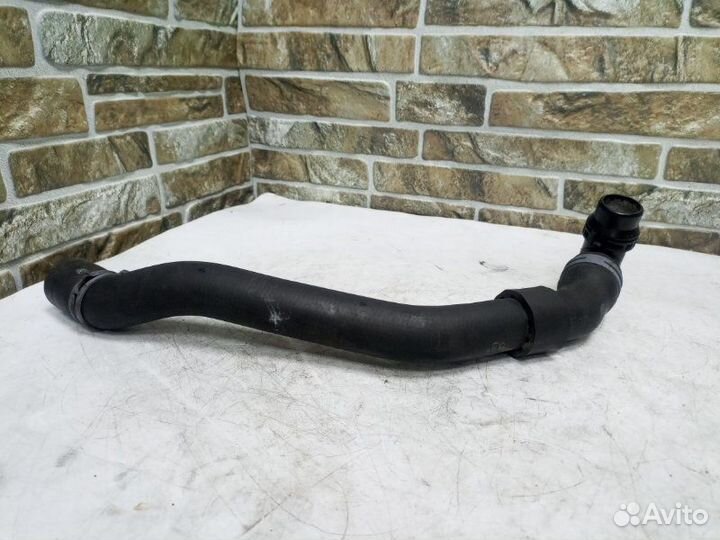 Патрубок системы охлаждения Audi Q3 8U 2.0 TDI