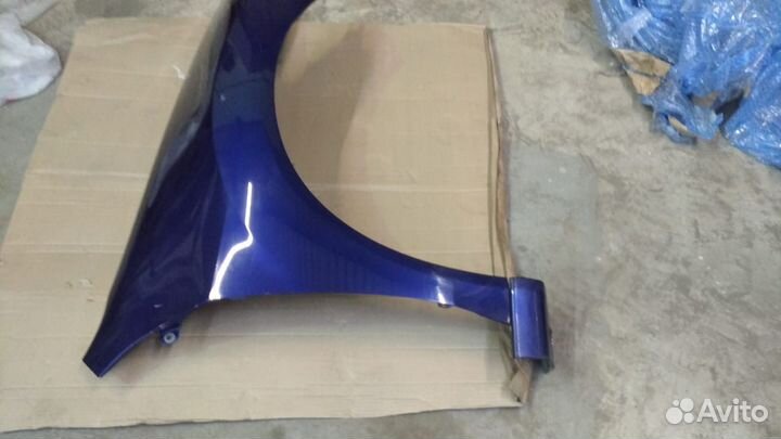 Крыло переднее синие Honda Accord 8