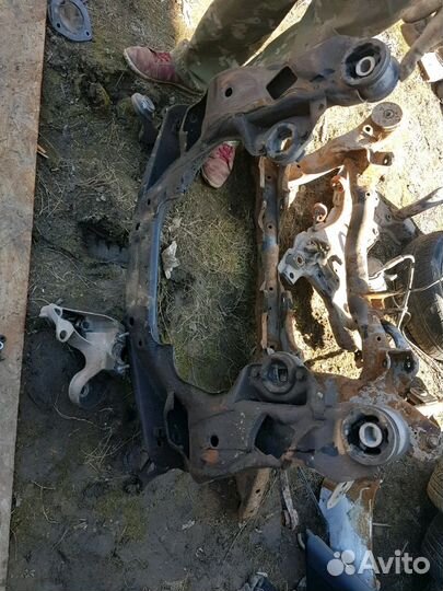 Подрамник Ауди А6