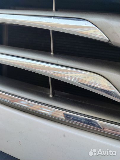 Решетка радиатора toyota rav4