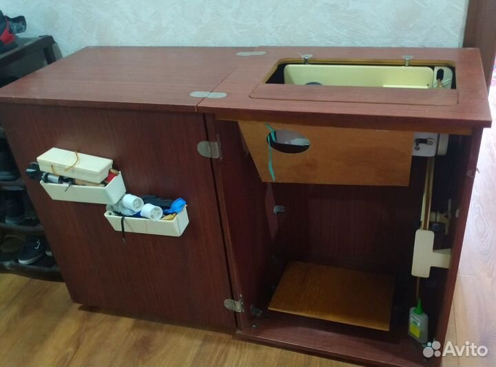 Швейная машина Чайка 134