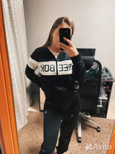 Спортивный костюм Reebok