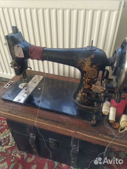 Швейная машина