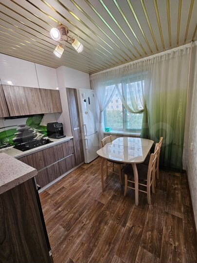 3-к. квартира, 64,3 м², 2/10 эт.