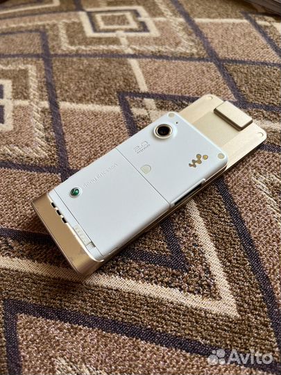 Sony Ericsson W910i
