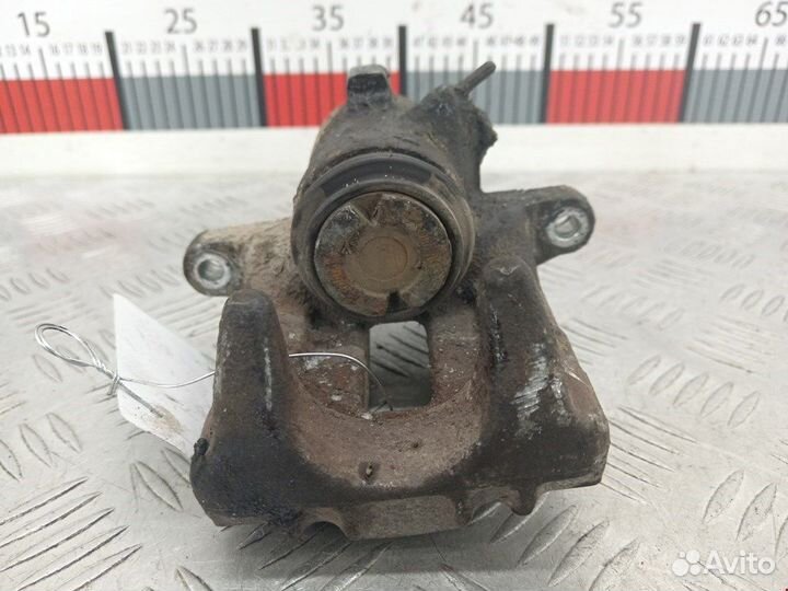 Суппорт задний левый для Audi A4 B6 8E0615423G