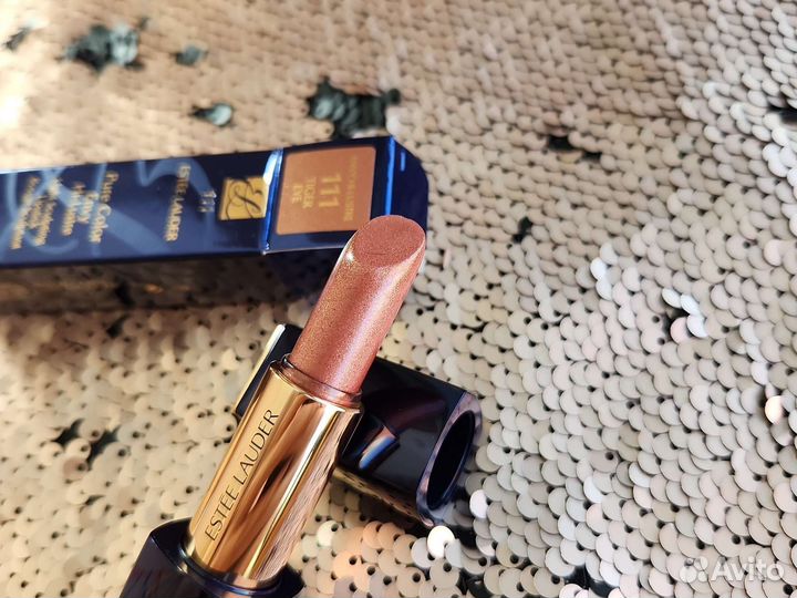 Estee Lauder Hi-Lustre Помада с сияющим эффектом