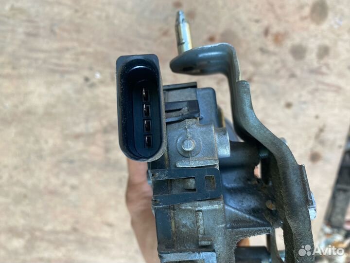 Мотор дворников Volkswagen Polo 5 sedan