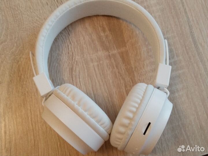 Беспроводные наушники