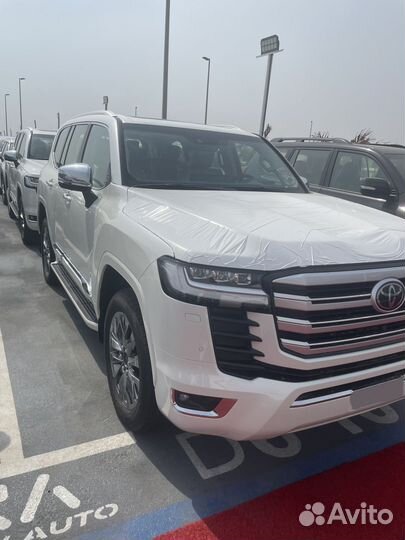 Toyota Land Cruiser 3.3 AT, 2022, 10 км